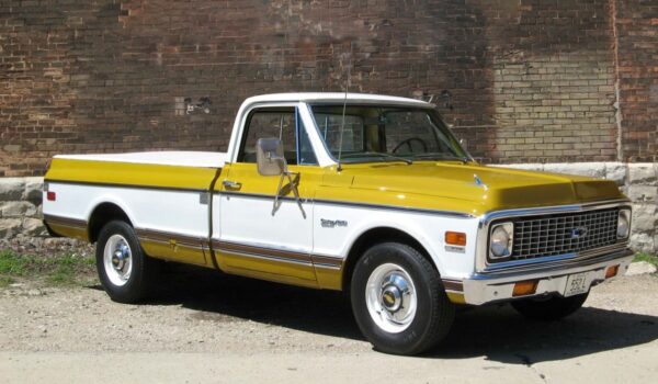 8 1971 Chevrolet C20 pickup